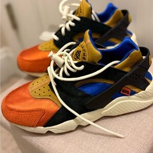 Nike women’s Orange and Blue Sneakers